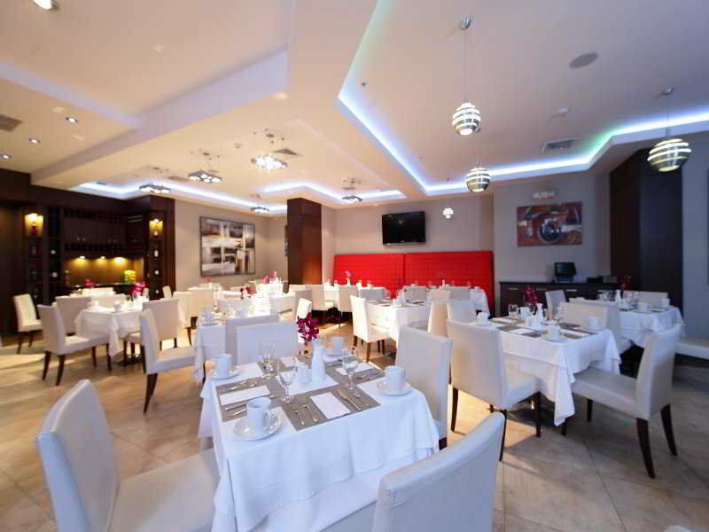 Hotel Ciudad De 4*